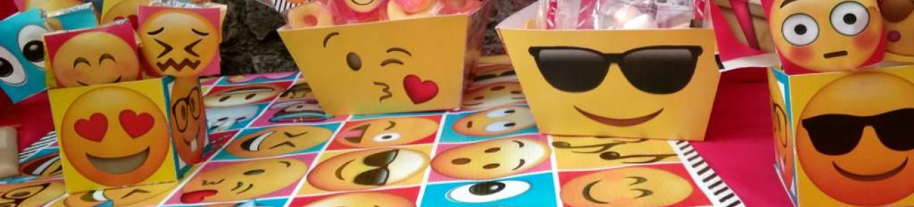 Decoracion-mesa-dulces-emoji